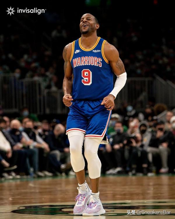 每日NBA球星上腳球鞋(12月18日) 每日NBA球星上腳球鞋(12月18日)