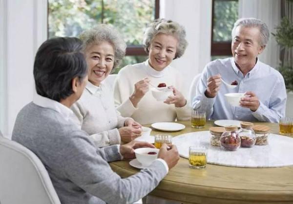 年齡越大,越要忌口?提醒:50歲後,這6種食物能不吃就不吃 年齡越大,越要忌口?提醒:50歲後,這6種食物能不吃就不吃