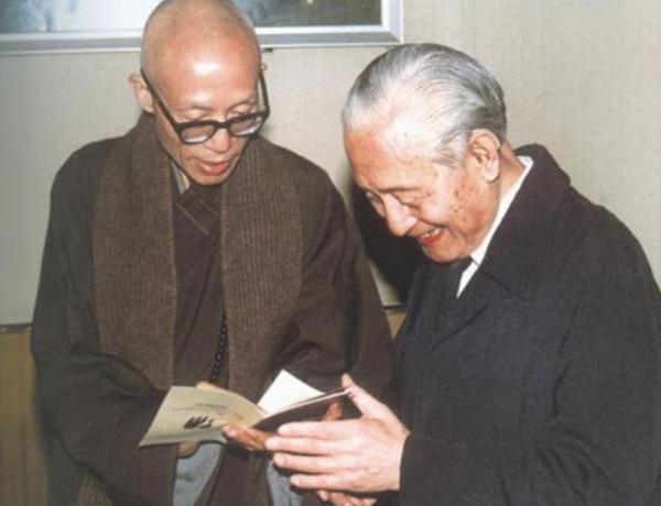 落筆一掃千人驚?書法大師趙樸初一筆一劃盡顯正氣,一愛好很特別 落筆一掃千人驚?書法大師趙樸初一筆一劃盡顯正氣,一愛好很特別