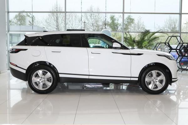 實拍2021款攬勝星脈,55.8萬起售,起步2.0T+8AT,到底值不值? 實拍2021款攬勝星脈,55.8萬起售,起步2.0T+8AT,到底值不值?