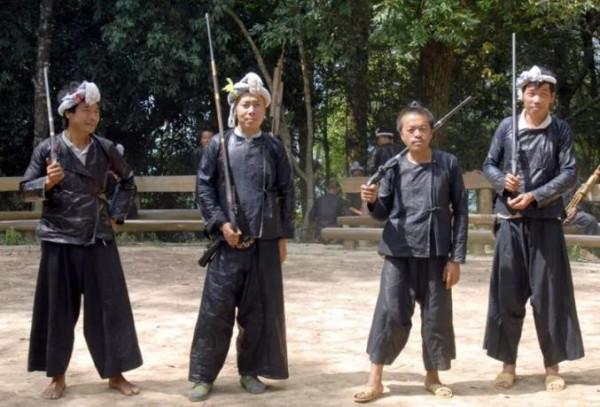 中國唯一允許擁有槍的村子，每個男人成年就能領一把槍