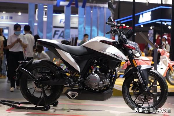 新車｜街車&sol;復古&sol;越野齊上陣 宗申賽科龍攜多款新車亮相重慶摩博會