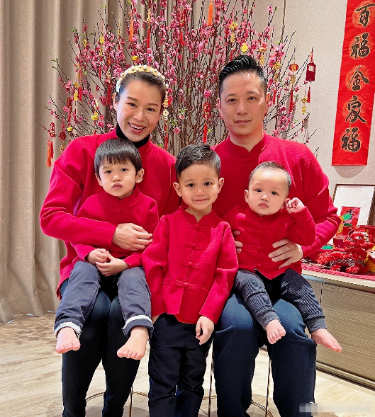 胡杏兒情人節秀恩愛，無濾鏡無美顏，真實的自然美打臉多少女星？
