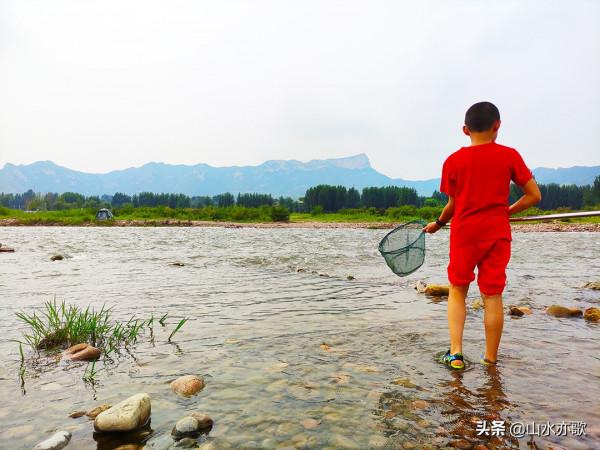 石家莊井陘洛陽村，綿蔓河美麗鵝卵石斑斕，但遍地垃圾只怪遊人嗎