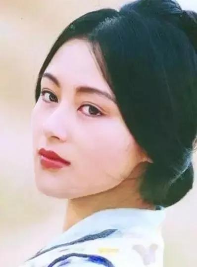 70.80.90年代的大陸女星,她們美得渾然天成風華絕代、國色天香 70.80.90年代的大陸女星,她們美得渾然天成風華絕代、國色天香