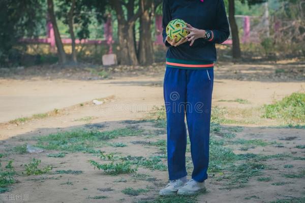 胃不好？看看你飯後有幾個傷胃行為，告訴你這4點，尤其注意第3點