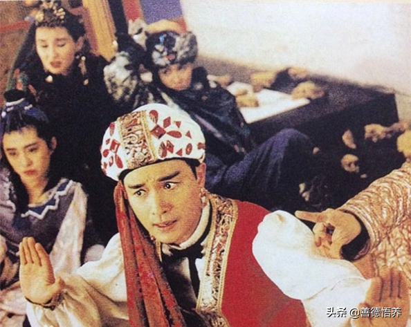 十大經典港片(90年以後出生的可能一部都沒看過) 十大經典港片(90年以後出生的可能一部都沒看過)