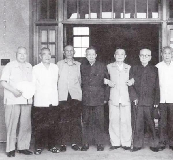 抗美援朝戰爭爆發後，功德林中的國民黨戰犯對這場戰爭持何態度？