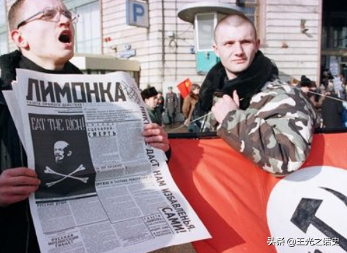 襲擊外國人、毆打警察,俄羅斯“納粹”為什麼無法無天? 襲擊外國人、毆打警察,俄羅斯“納粹”為什麼無法無天?