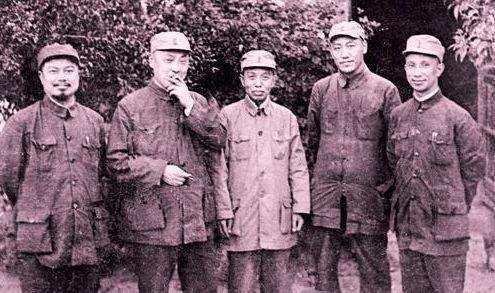 陳毅的軍事能力不行？幾件事可證明，他有很高的軍事戰略眼光