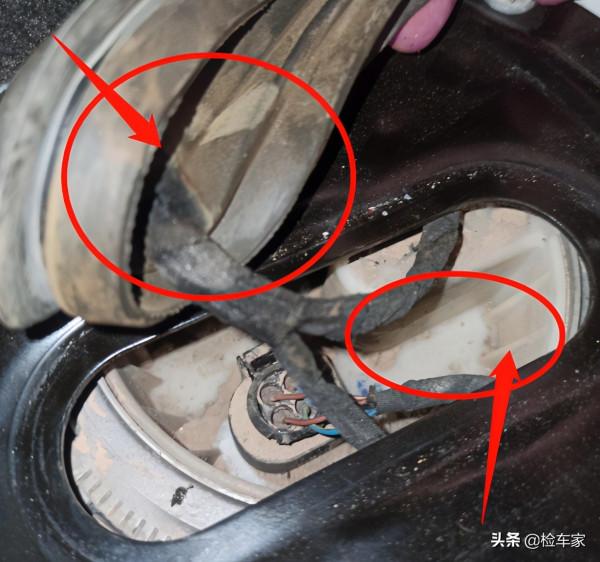 九年的二手車賣130萬，不成想內飾功能沒反應，買主：留著報廢吧