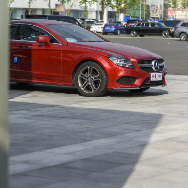 新車的質感卻只要一半的價格——二手賓士CLS260 新車的質感卻只要一半的價格——二手賓士CLS260