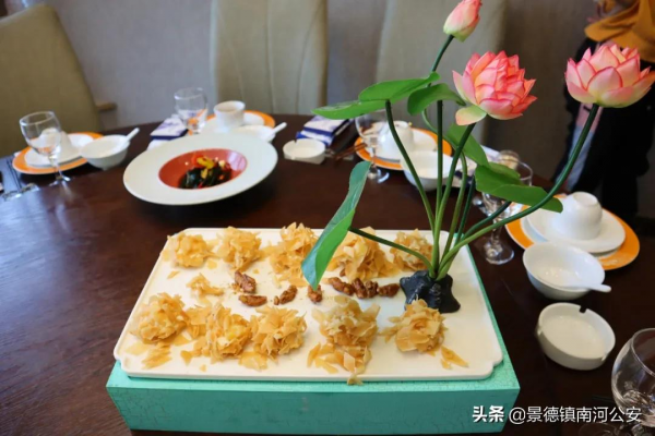 “美食”與“美器”，舌尖上的瓷文化！