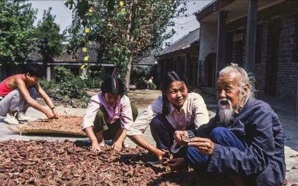 115歲愛國道人唐道成的傳奇一生,修過頤和園,救治過紅軍游擊隊 115歲愛國道人唐道成的傳奇一生,修過頤和園,救治過紅軍游擊隊