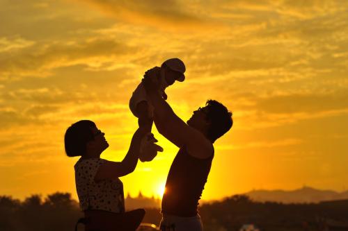 都說隔輩親，但是父母沒有了，很多時候隔輩就不親了