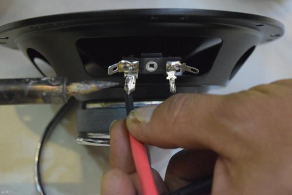 音響動聽，快樂無限：吉利博越汽車音響改裝JBL喇叭，昆明發燒友