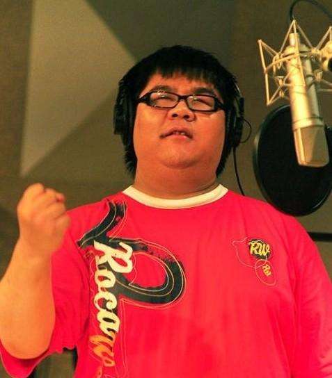 從勵志的盲人歌手到人人唾棄，楊光怎麼就走到了今天這種地步？