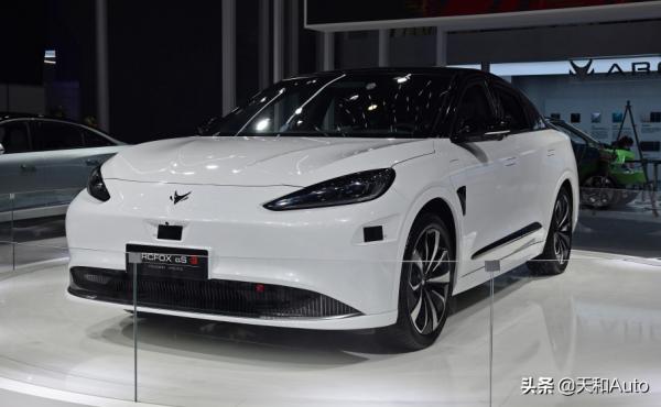 北汽新能源·極狐αS「華為HI版」正式下線，銷量要反衝了嗎？