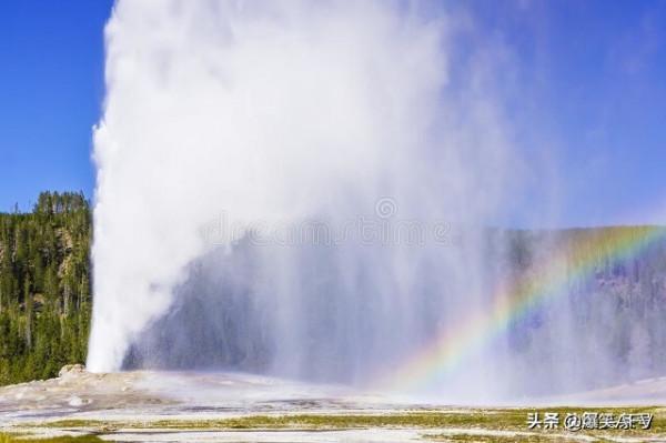 一條小河居然每十五分鐘才會出現河水一次 一條小河居然每十五分鐘才會出現河水一次
