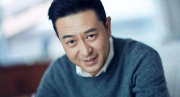 張嘉益：被前妻杜珺嫌棄“吃軟飯”，卻被二婚媳婦王海燕當成寶