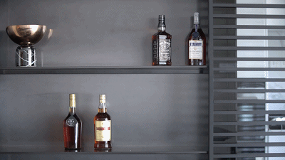 木飾面+黑色百葉,優雅? 木飾面+黑色百葉,優雅?