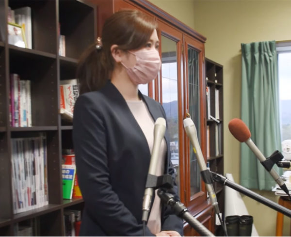 福原愛顏值徹底大回春!穿西裝升職事業再攀升,肌膚白皙令人羨慕 福原愛顏值徹底大回春!穿西裝升職事業再攀升,肌膚白皙令人羨慕