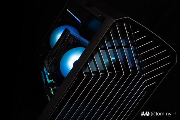 風冷執行者 - Fractal Design Torrent Compact 裝機展示