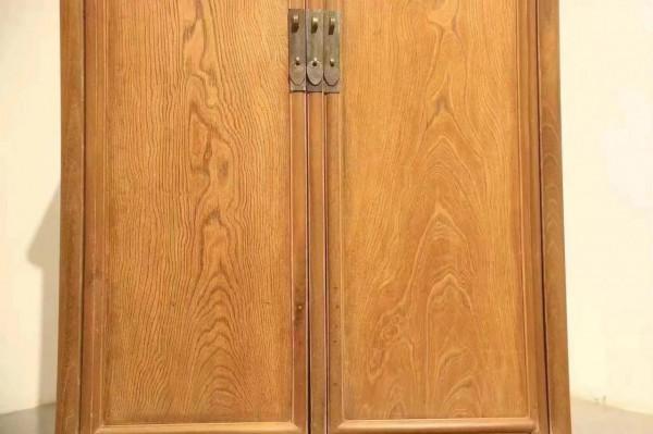 書櫃和藥櫃各倆