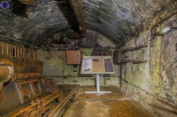 “朱可夫的掩體”，建於第二次世界大戰期間，深度為 30 米