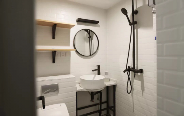 僅僅37平的空間，也能搖身變成婚房，溫馨到讓人羨慕