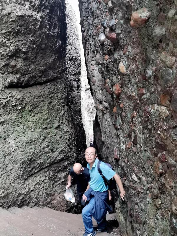 細雨徒步登劍門 細雨徒步登劍門