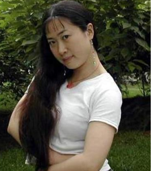 3大過氣網紅現狀：芙蓉姐姐身家上億，鳳姐淪落到給美國人修腳