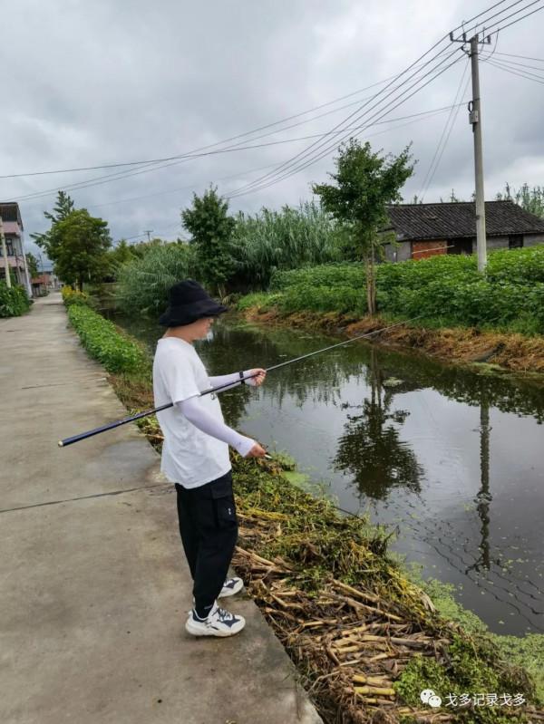 快樂遊釣遇見野猴,一路上意外多多,驚喜不斷 快樂遊釣遇見野猴,一路上意外多多,驚喜不斷
