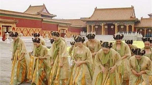 中國古代守陵的侍女是如何侍奉死去的皇帝的？