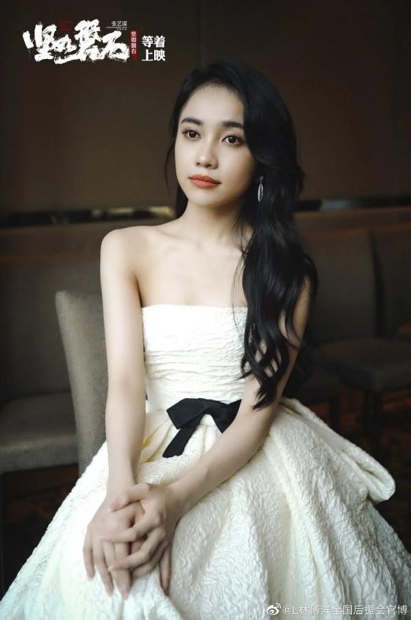 宋祖兒室友,和張藝謀合作過兩次成新“謀女郎”,資源背景也很強 宋祖兒室友,和張藝謀合作過兩次成新“謀女郎”,資源背景也很強