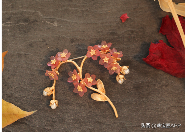 用銅做首飾，連英國女王都佩戴的千元級珠寶，你種草了麼？