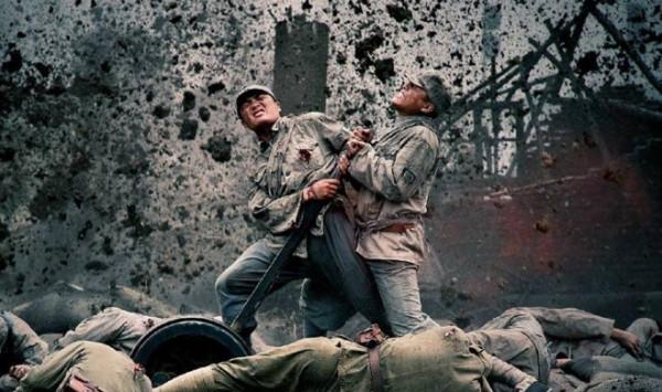 女兒喬遷之喜，81歲父親前來做客，看到牆上一幅日本畫，扭頭就走