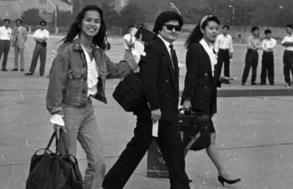 韋唯的不幸史：從一代歌后到“被老公家暴險喪命”，她經歷了什麼