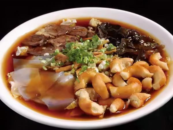 尋味天下第一雄關——嘉峪關當地的5大美食，好吃到讓你懷疑人生