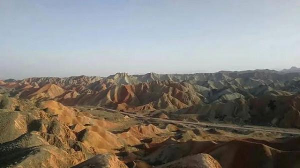 退役軍人100元過一年，水煮土豆當三餐：幫助67名專家領導的成長