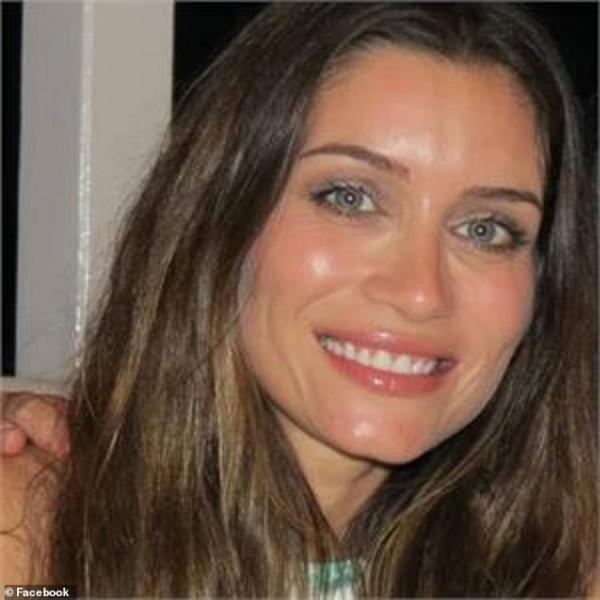 前NFL啦啦隊員打80歲老者臉，指責對方吃飯摘口罩，自己卻也沒戴