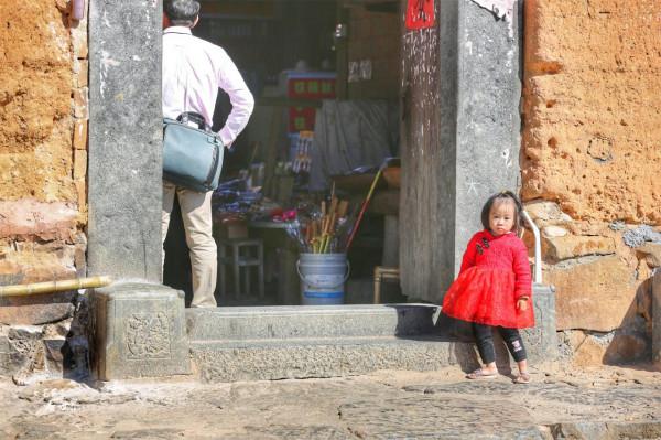 南靖土樓叫做“四菜一湯”,遊客絡繹不絕,門票年收入超2.5億 南靖土樓叫做“四菜一湯”,遊客絡繹不絕,門票年收入超2.5億