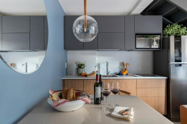 僅有45㎡的躍層小公寓,雖然緊湊但也有著歡笑,兩個人的浪漫暖窩 僅有45㎡的躍層小公寓,雖然緊湊但也有著歡笑,兩個人的浪漫暖窩