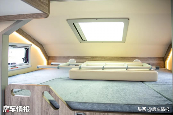 ​這個設計真心棒！讓房車秒變內外套間，獨立廚衛空間比家裡還大