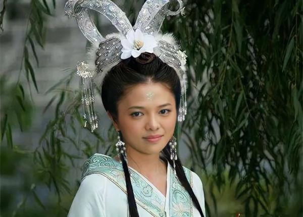 曾春晚“驚豔”全國，後又悄悄“消失”12位主持人，今有人成網紅