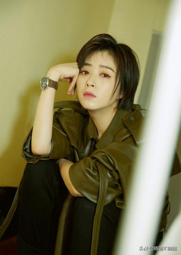 肩寬、骨架大的女人,這樣穿“大衣”準顯瘦!看蔣欣關曉彤就懂了 肩寬、骨架大的女人,這樣穿“大衣”準顯瘦!看蔣欣關曉彤就懂了