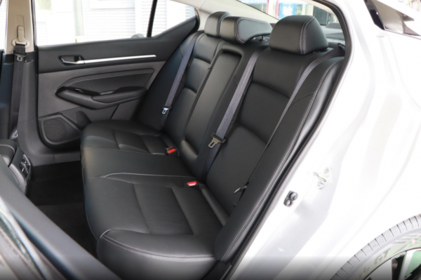 一月銷量重返前五，比雅閣更運動，日產天籟不能年輕化？