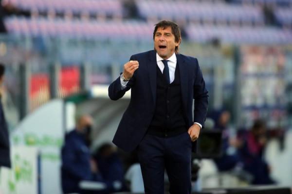 斯基拉:孔蒂沒有與巴薩和阿森納接觸,他已決定休息一年 斯基拉:孔蒂沒有與巴薩和阿森納接觸,他已決定休息一年