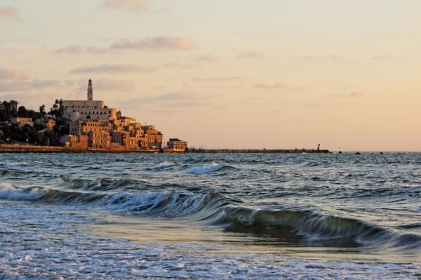 世界若有十分美，九分便在耶路撒冷