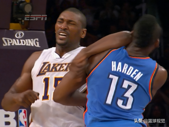 阿泰斯特肘擊哈登,“我並非故意,這是我最糟糕的畫面之一” 阿泰斯特肘擊哈登,“我並非故意,這是我最糟糕的畫面之一”